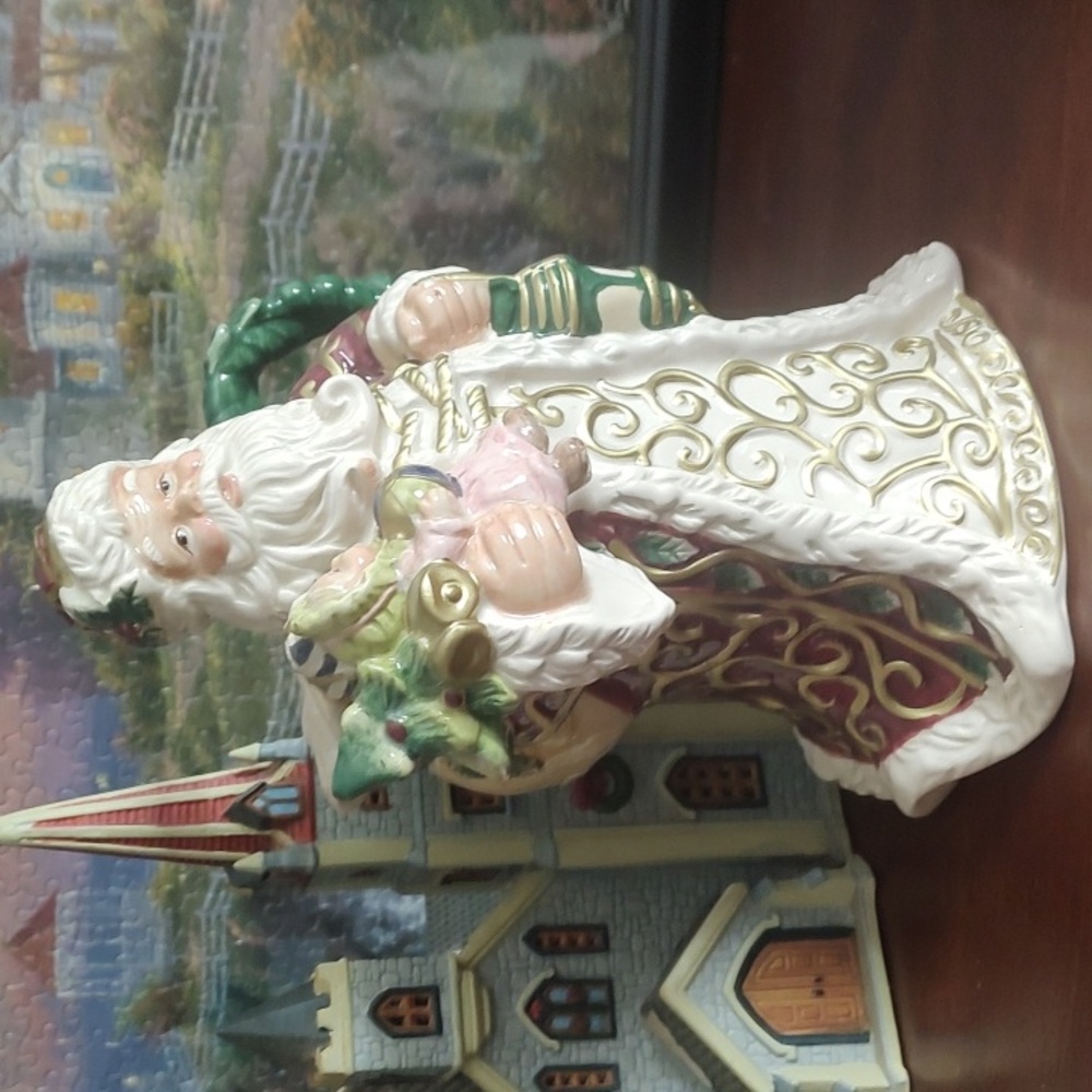 Teapot Santa